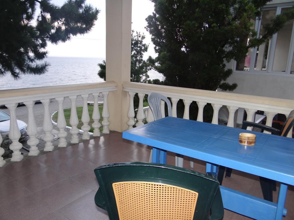 Festina Lente Hotel Kobuleti Exterior photo