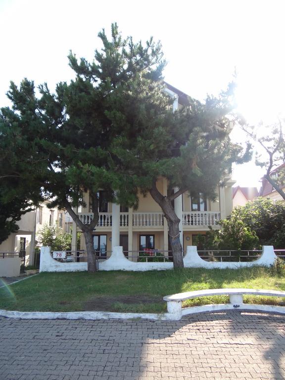 Festina Lente Hotel Kobuleti Exterior photo
